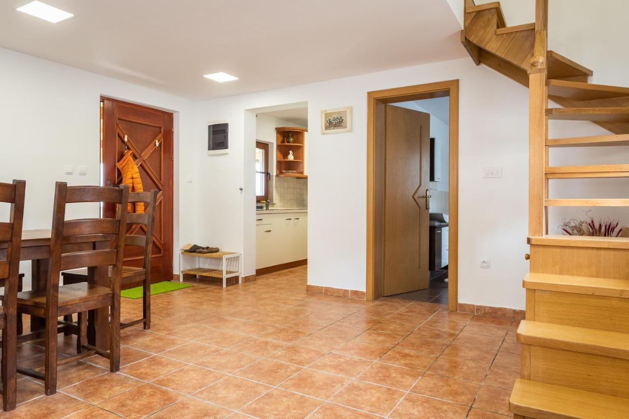 Villa Wineyard Getaway House à Sevnica Extérieur photo